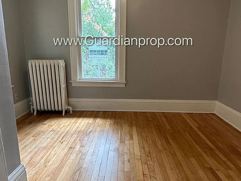 2316-2318 Harriet Avenue S — Photo 15