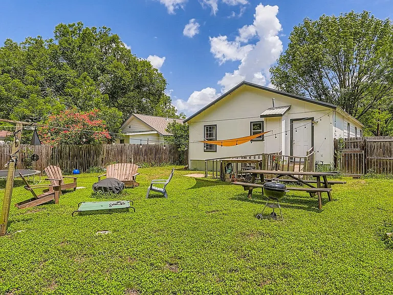 5605 Tura Ln — Photo 10