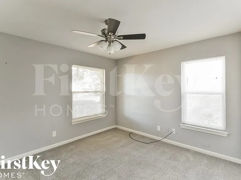 2502 Costa Mesa Dr — Photo 12