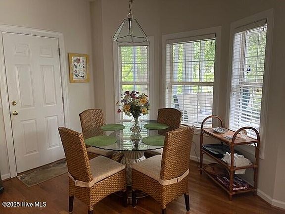 4th image of 4154 Sheffield Pl