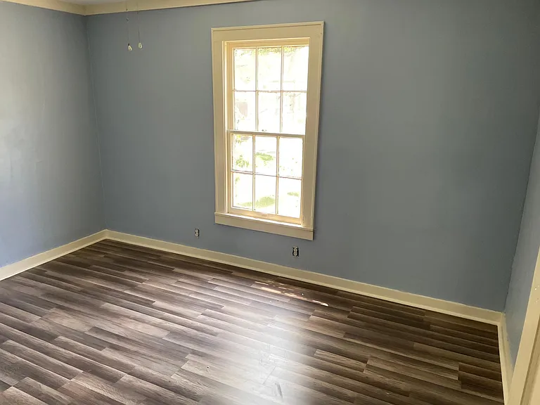 206 E McCormick St — Photo 6