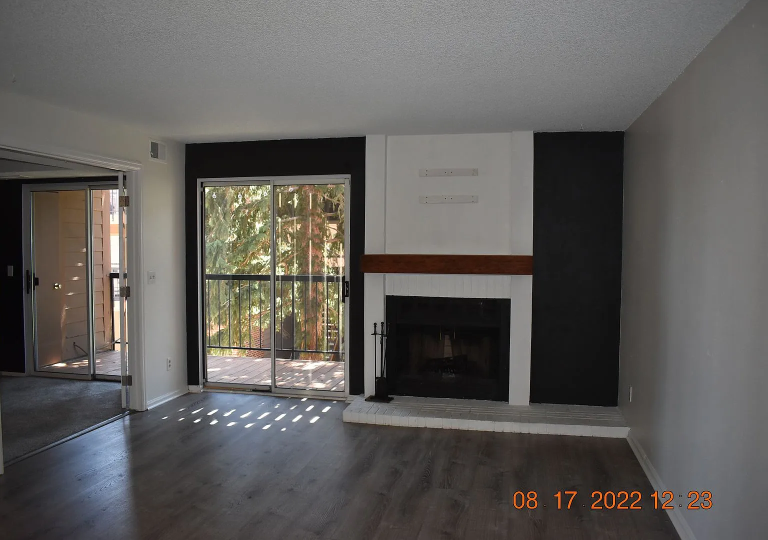 Updated 1 bedroom, 1 bathroom Littleton Condo — Photo 3