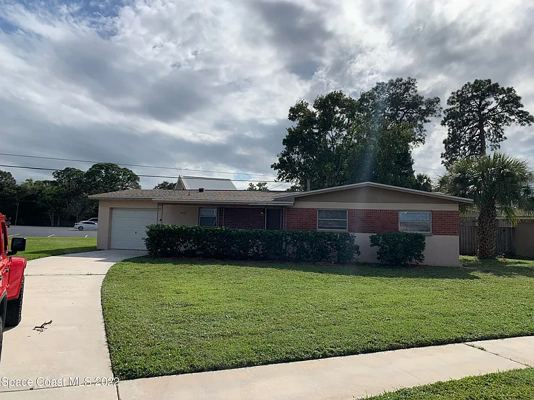 1003 Coronado Dr — Photo 1