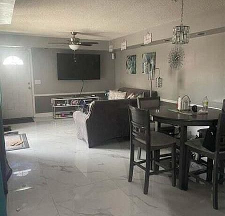 3rd image of 6184 Seven Springs Blvd