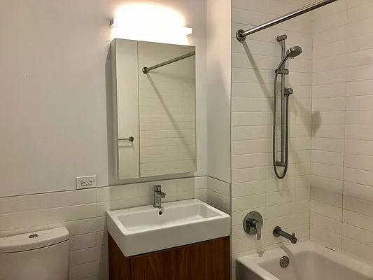 Rented by Stonehenge NYC LLC | media 5