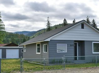 507 S 3rd St, Pinehurst, ID 83850