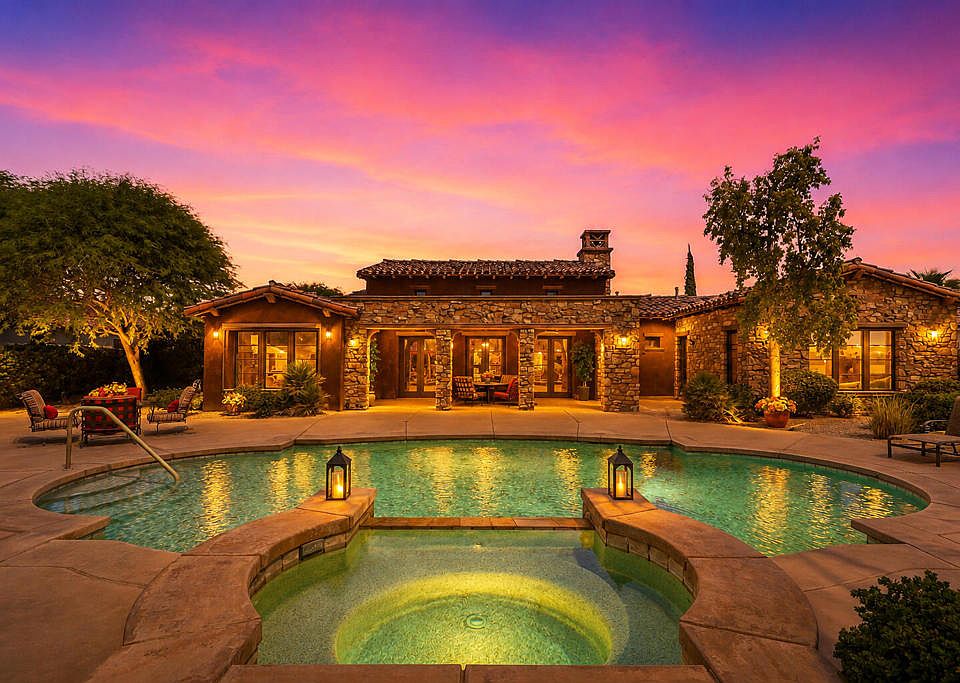 1st image of 25 Cassis Cir