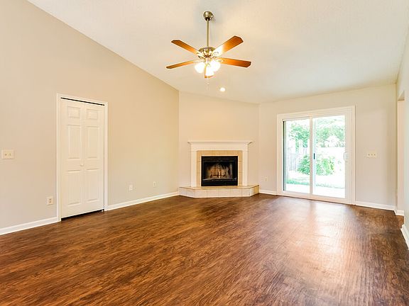 4th image of 2891 Sandy Beach Ln