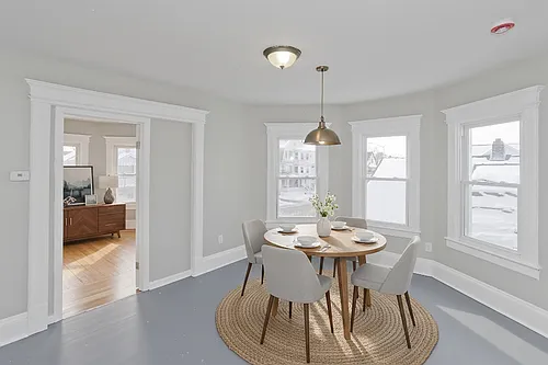 744 Carew St Photo 1