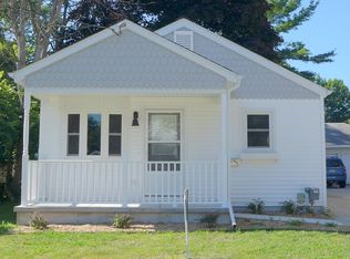 1025 Poxson Ave, Lansing, MI