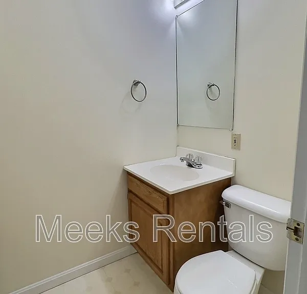 412 Fletcher Rd #1 — Photo 5
