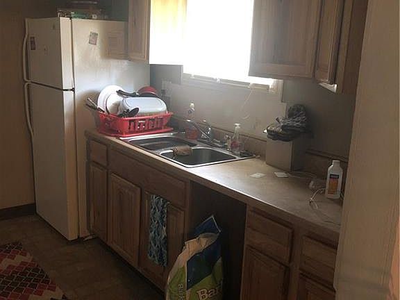 5th image of 1310 Danner Ave