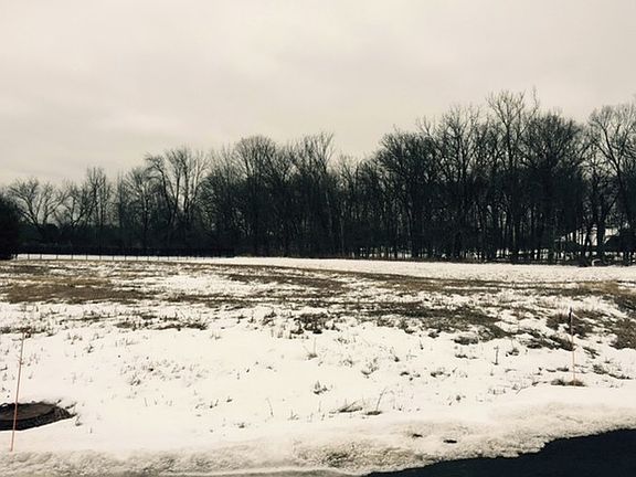 4th image of 37W217 Deer Pond Ct