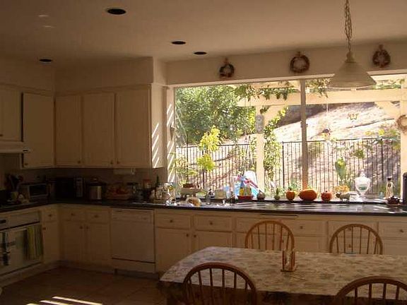2nd image of 11965 Chalon Ln