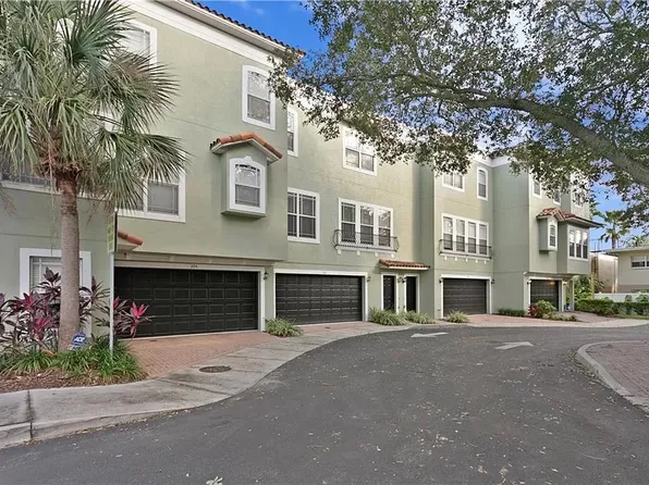 206 Rock Garden Pl, Tampa, FL 33609