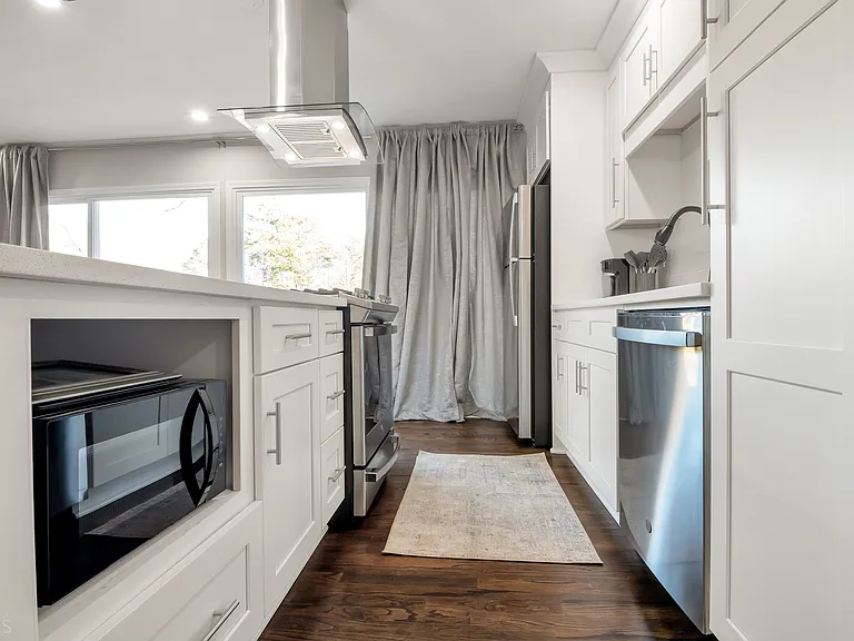 3313 Campbell Rd SE — Photo 9
