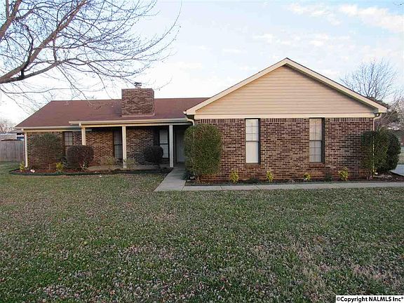 2nd image of 107 Harwell Ln