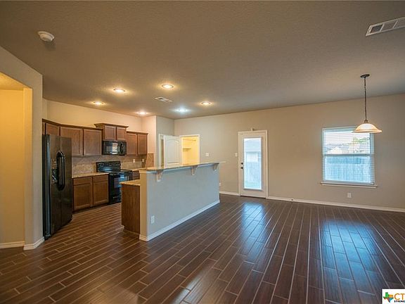 4th image of 3101 Briscoe Dr
