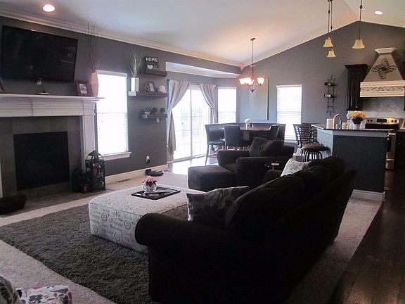 5th image of 4109 Covenant Dr