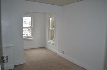 5th image of 446 W Washington St