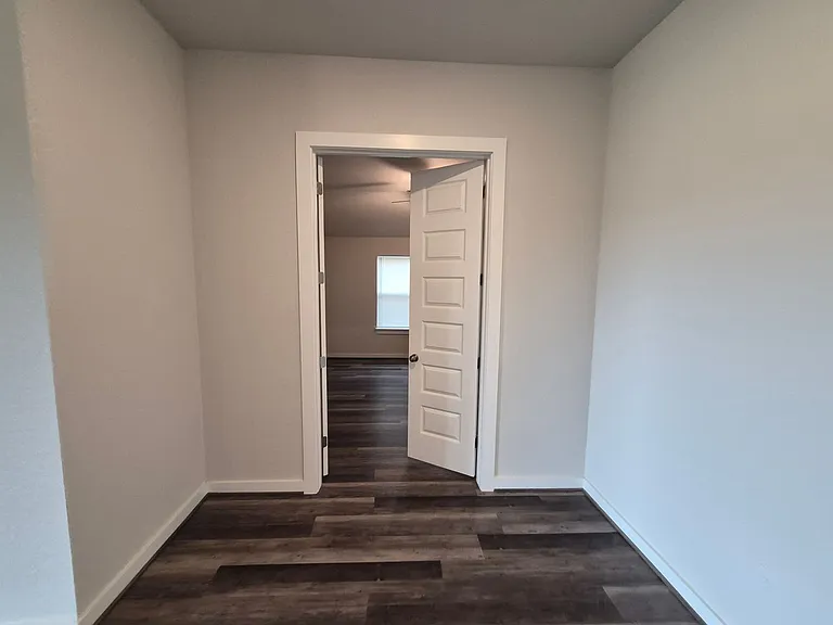 11321 Hollering Pass — Photo 16