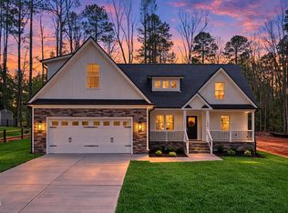 136 Nakoma Dr, Louisburg, NC 27549