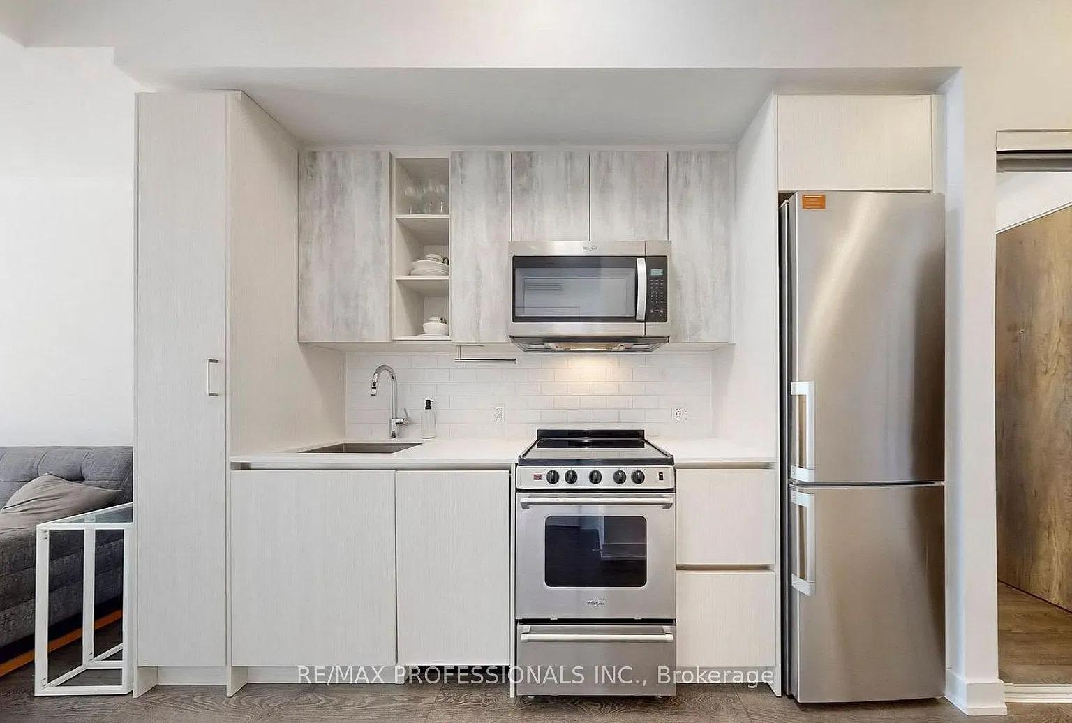 1 bed, $2,300 — Photo 4