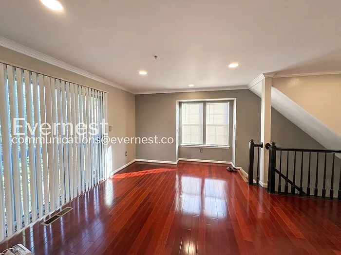 13901 Ascott Dr — Photo 6