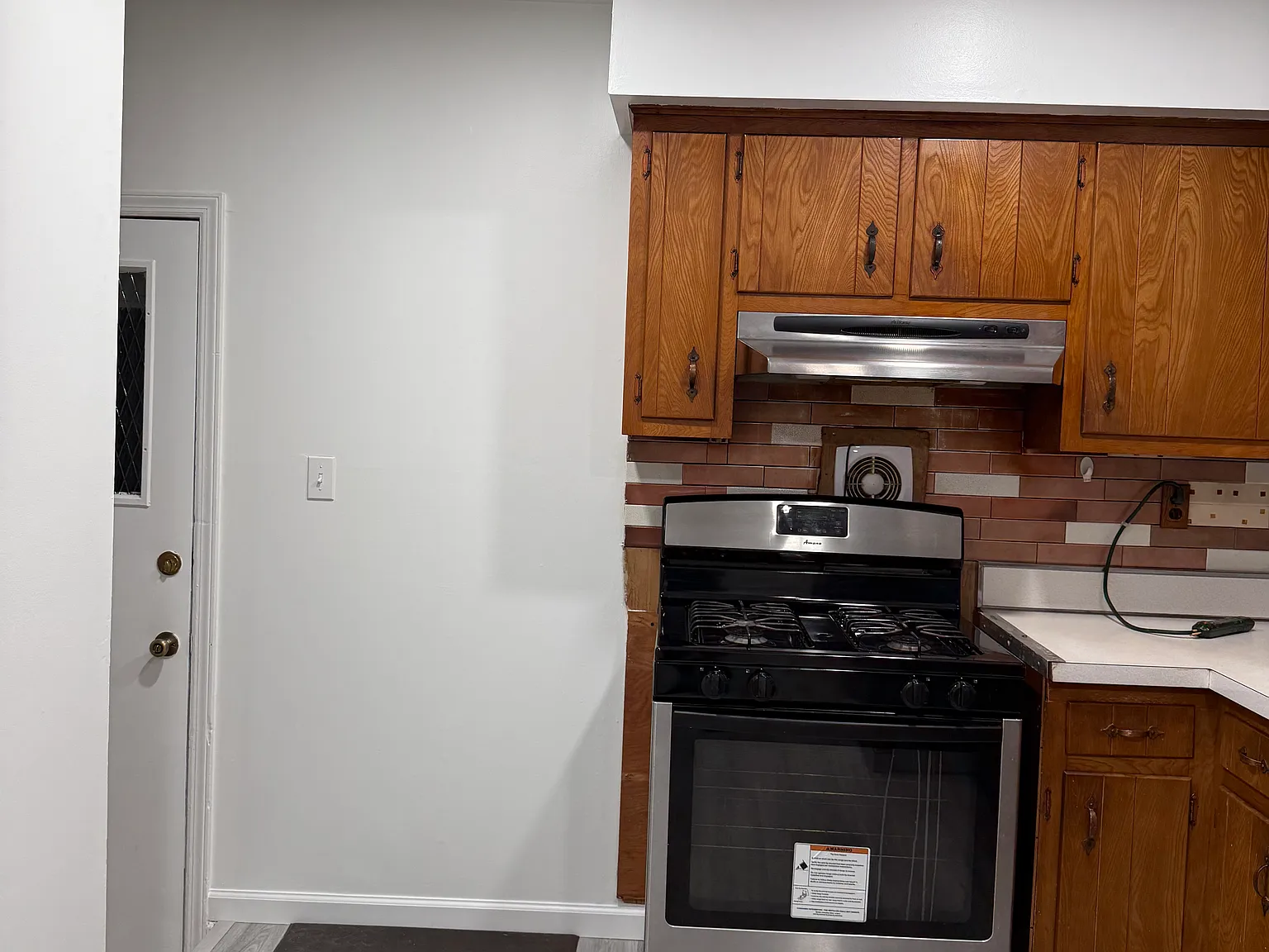 5 bed, 1118 sqft, $3,600 — Photo 2