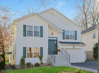 71 Holland Avenue, White Plains, NY 10603