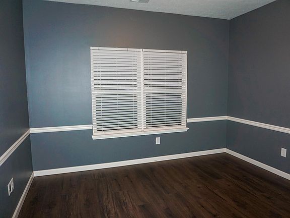 5th image of 15558 Sibley Ln