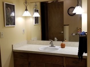 1614 W Swan St, Springfield, MO 65807