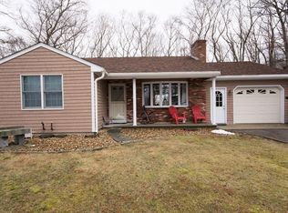 490 Dickinson St, Fall River, MA 02721