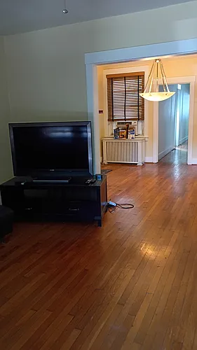 574 Peebles St #1 Photo 1