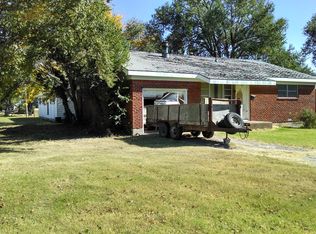 1701 S Drake St, Perryton, TX 79070