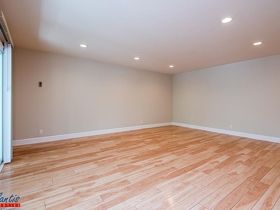 5th image of 199 Acalanes Dr APT 12
