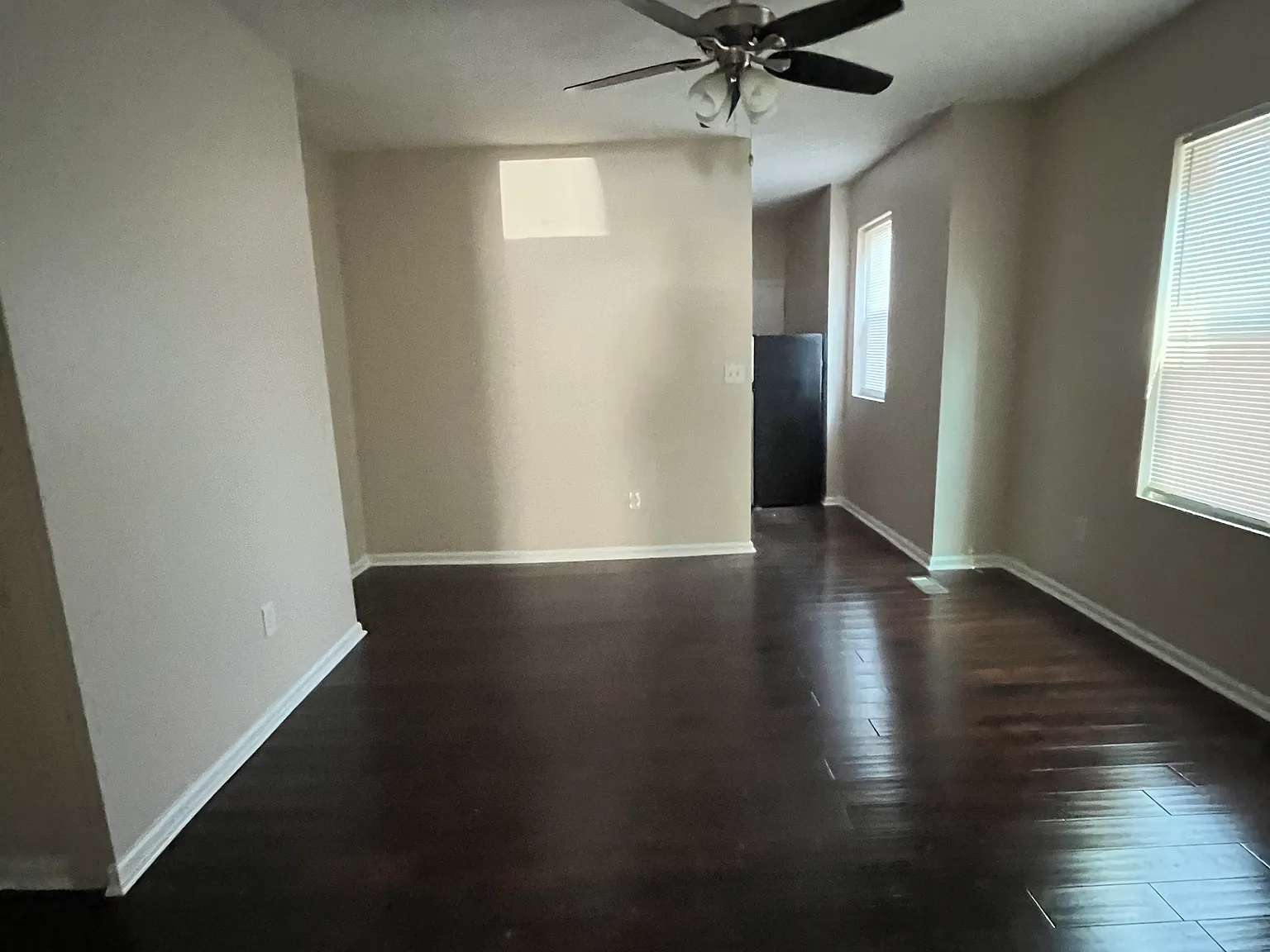 1 bed, $1,000 — Photo 3