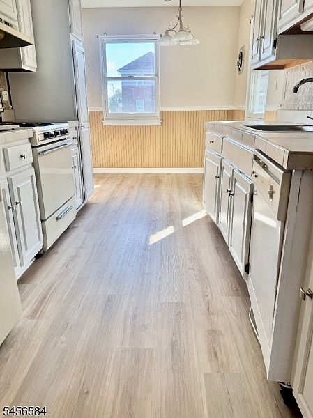1st image of 55 Schuyler Ave #19