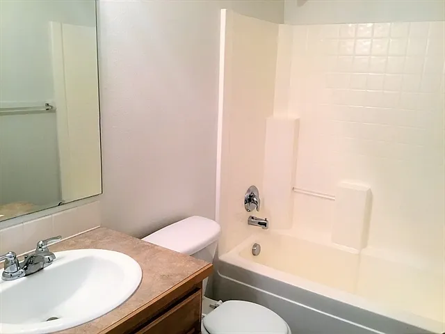 7132 S Kaywood Ave — Photo 9