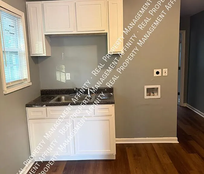 1751 Bismark St #A — Photo 7