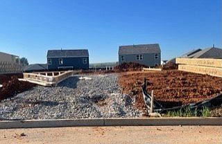 2nd image of 1229 Cole Dr