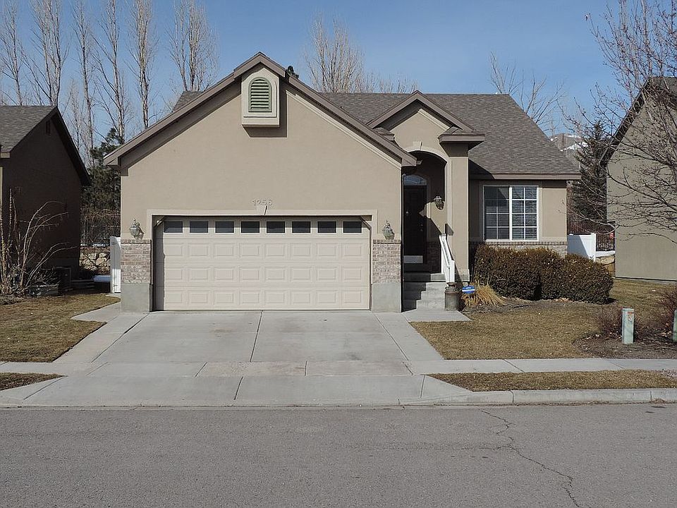 1st image of 1256 W 3175 N