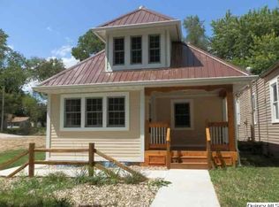 1009 Lind St, Quincy, IL 62301