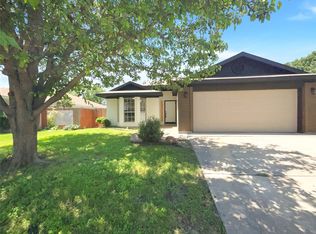 2630 Brea Canyon Rd, Fort Worth, TX 76108