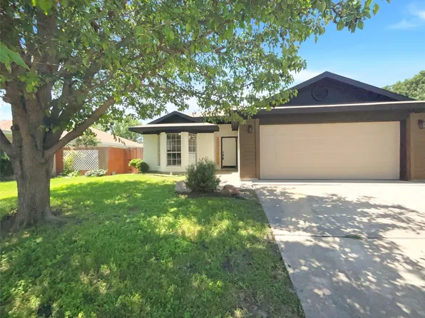 2630 Brea Canyon Rd, Fort Worth, TX 76108