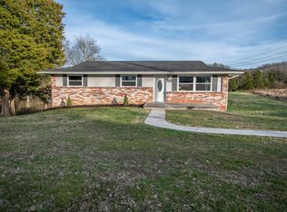 9512 Strawberry Plains Pike, Strawberry Plains, TN 37871