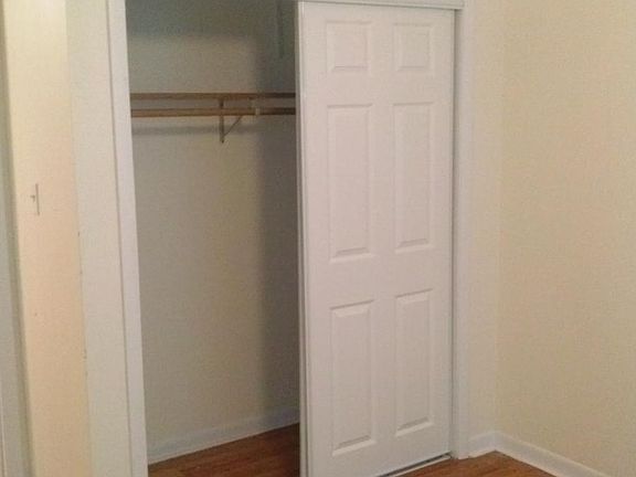 2nd image of 5600 N Karlov Ave #1