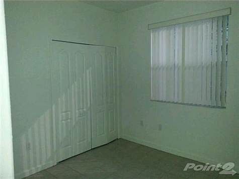 5th image of 1658 SE 28th Ct Unit 100