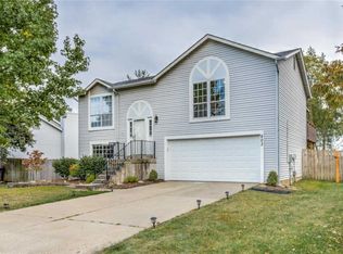 803 Tamerton Pl, Saint Peters, MO 63376