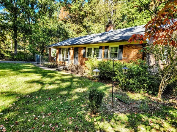 105 Old Cabin Trl, Madison Heights, VA 24572